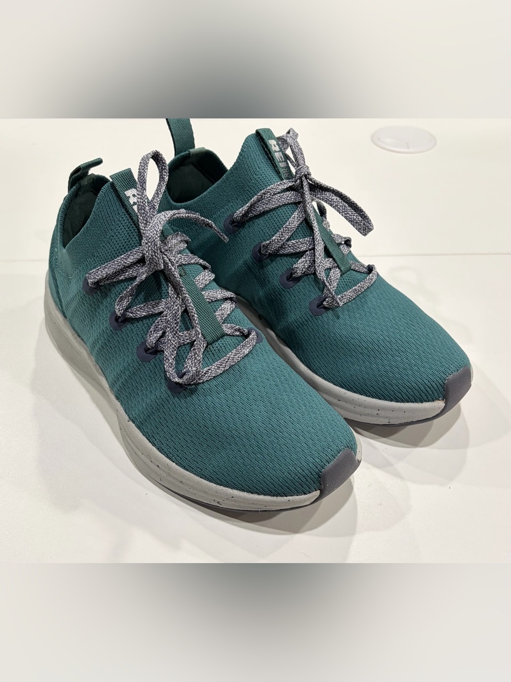 REI Women’s Size 8 Beyonder Walking Shoes NWT Jasper Green Teal